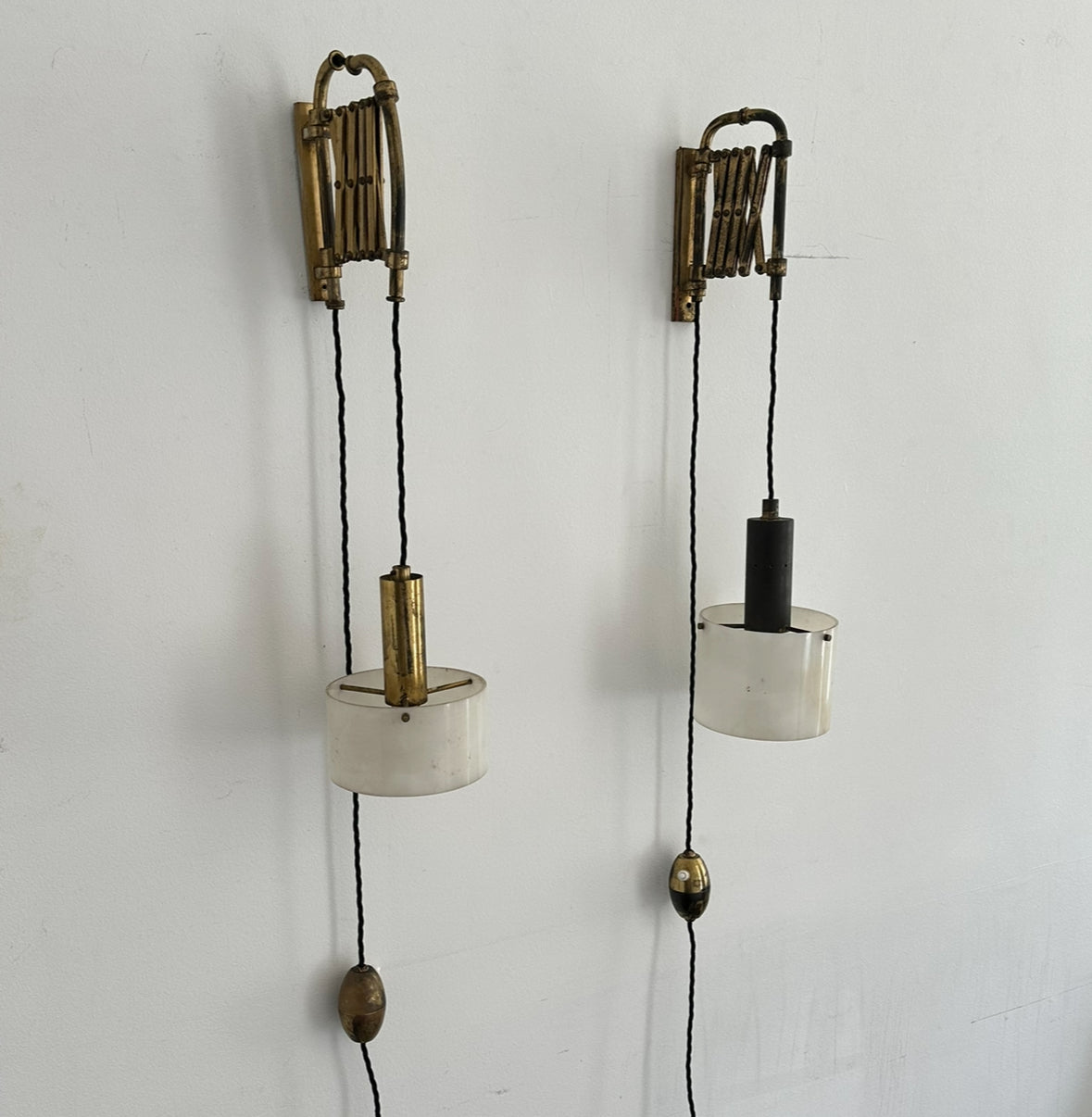Counterbalance Brass Scissor Wall lights - Italy 50s